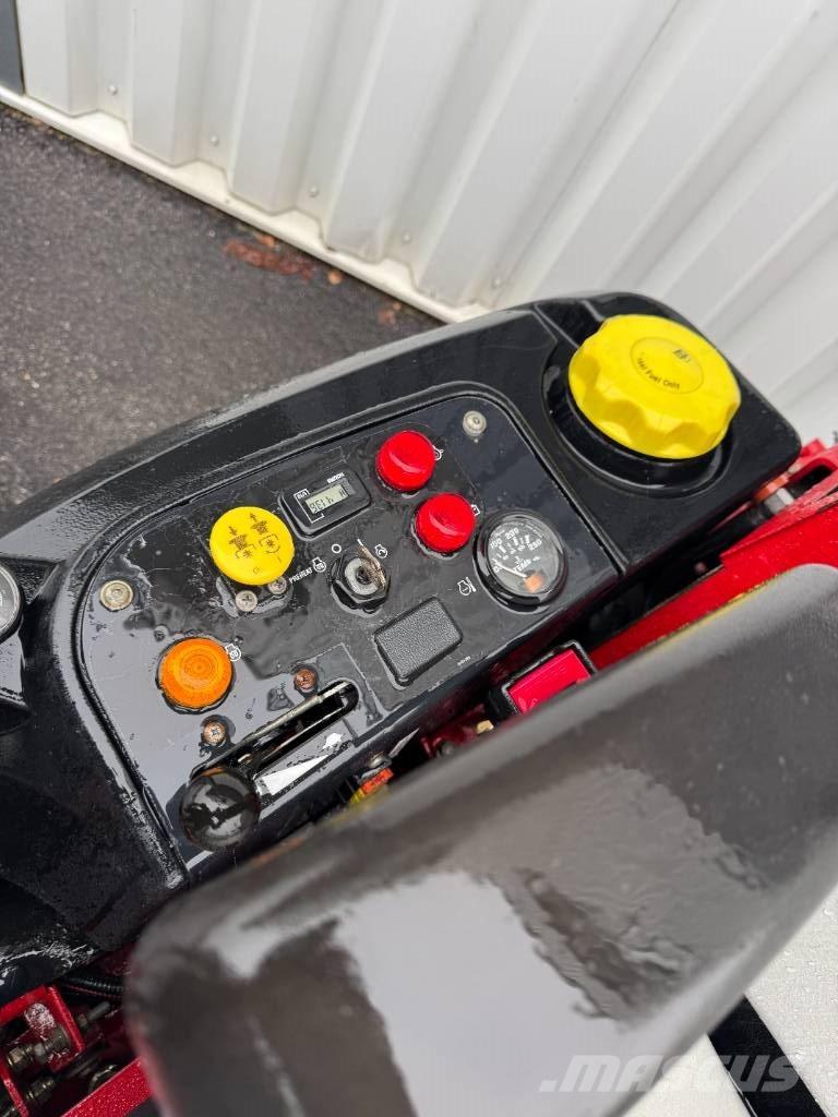 Ferris IS 2000 Z Mobil çim biçme makineleri