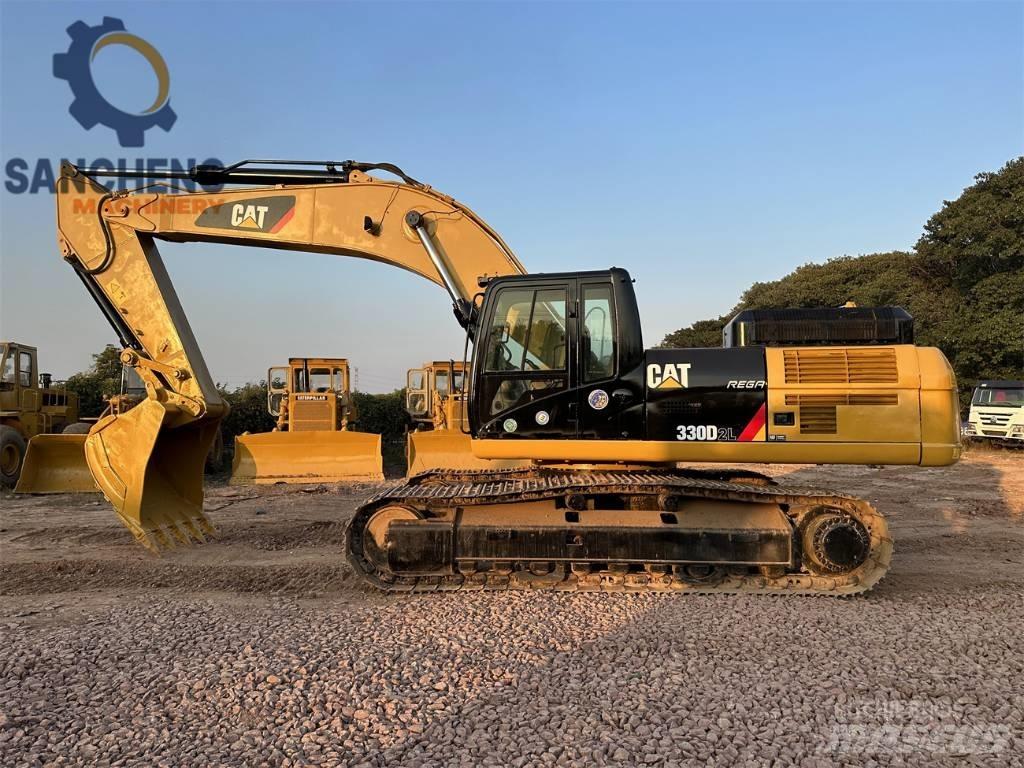 CAT 330 D2L Paletli ekskavatörler