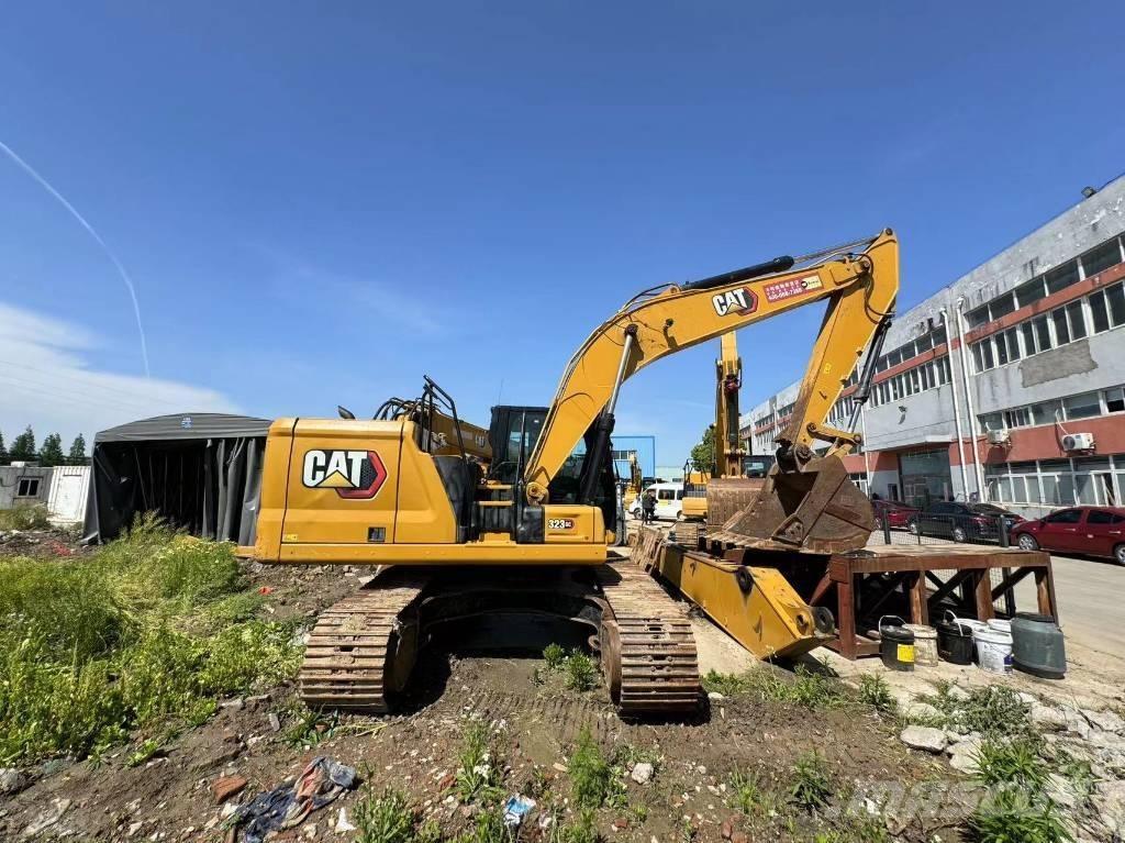 CAT 323GC Paletli ekskavatörler