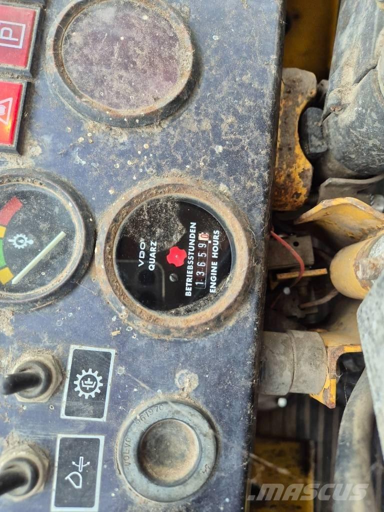 Volvo BM 4300 Tekerlekli yükleyiciler