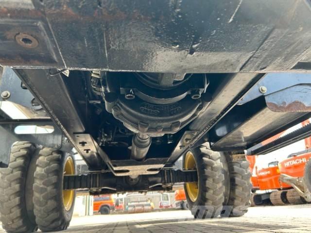 Yanmar TW 110 W Lastik tekerli ekskavatörler