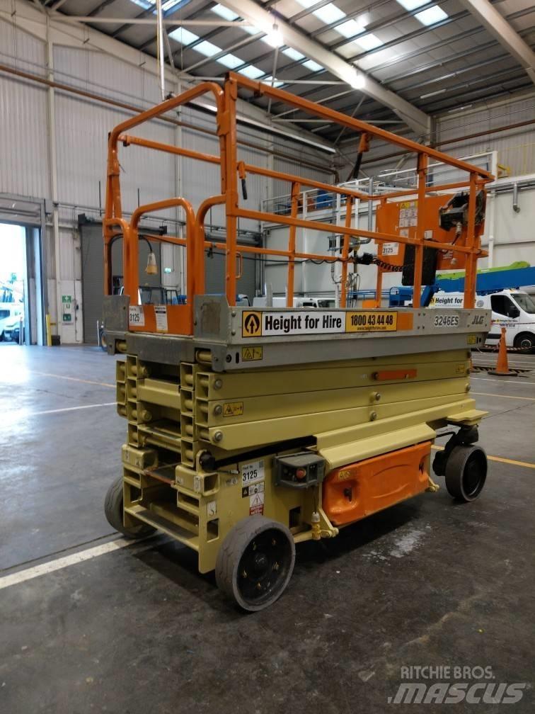 JLG ES 3246 Makasli platformlar