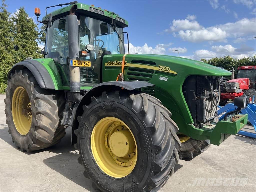 John Deere 7820 Traktörler