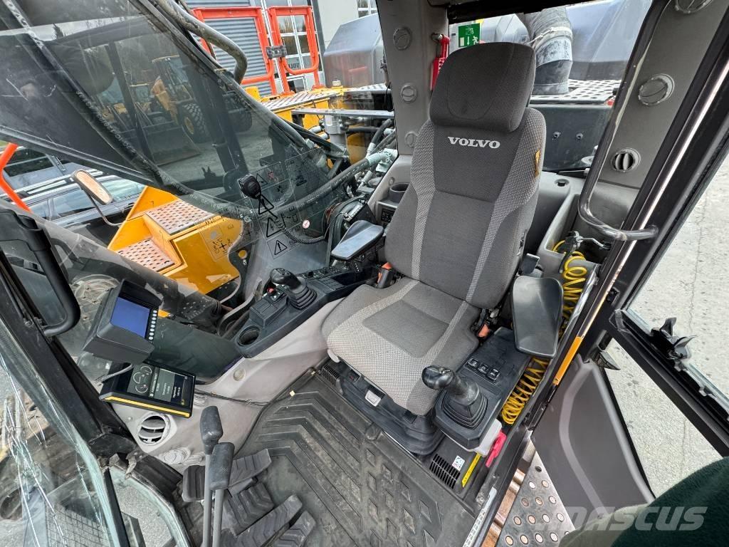 Volvo EC 380 E Paletli ekskavatörler