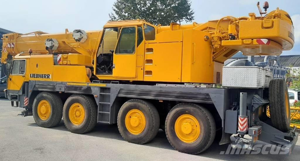 Liebherr 1070/1 Yol-Arazi Tipi Vinçler (AT)