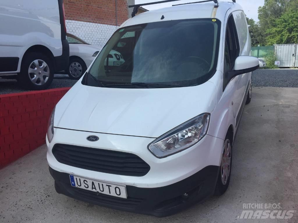 Ford Courier Kapali kasa kamyonetler