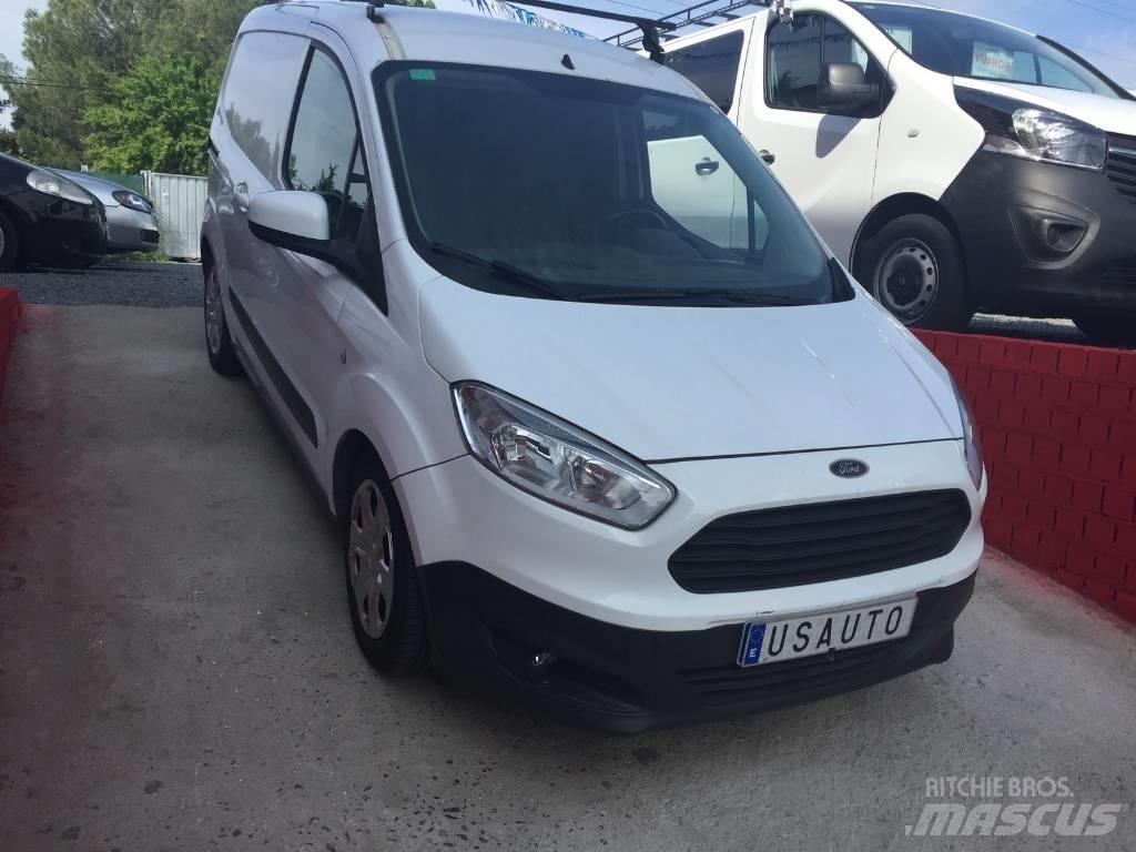 Ford Courier Kapali kasa kamyonetler