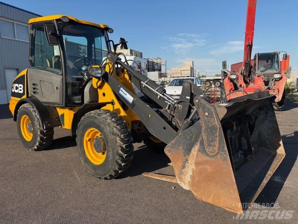 JCB 406 Tekerlekli yükleyiciler