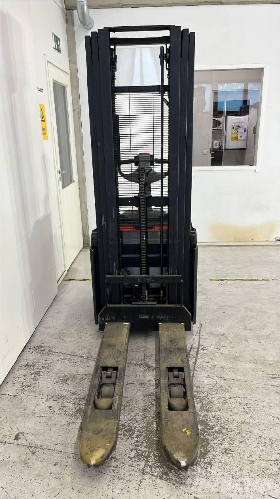 Toyota SWE 120 L Yaya kumandali istif makinasi