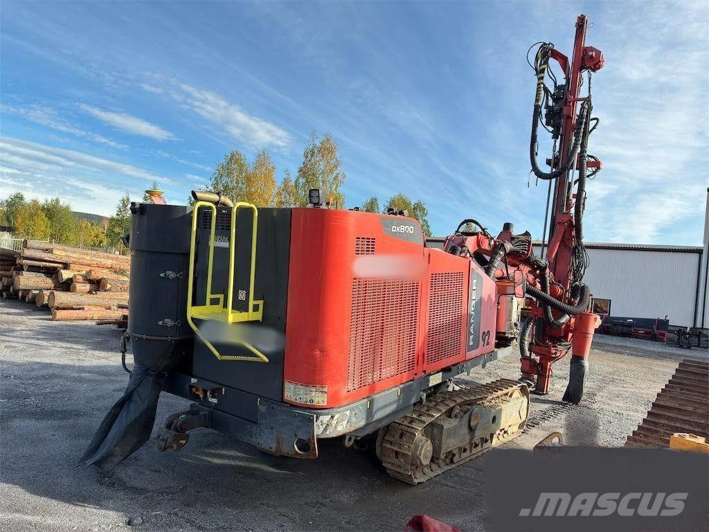 Sandvik DX800 Sondaj kuleleri