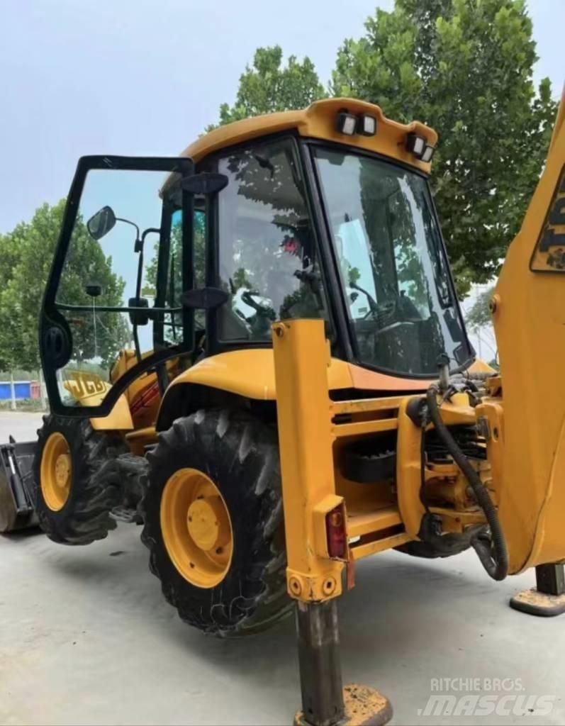 JCB 4 CX Kazıcı yükleyiciler - beko loder