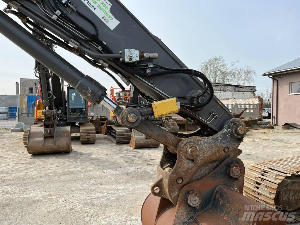 Volvo EC 220 E Paletli ekskavatörler