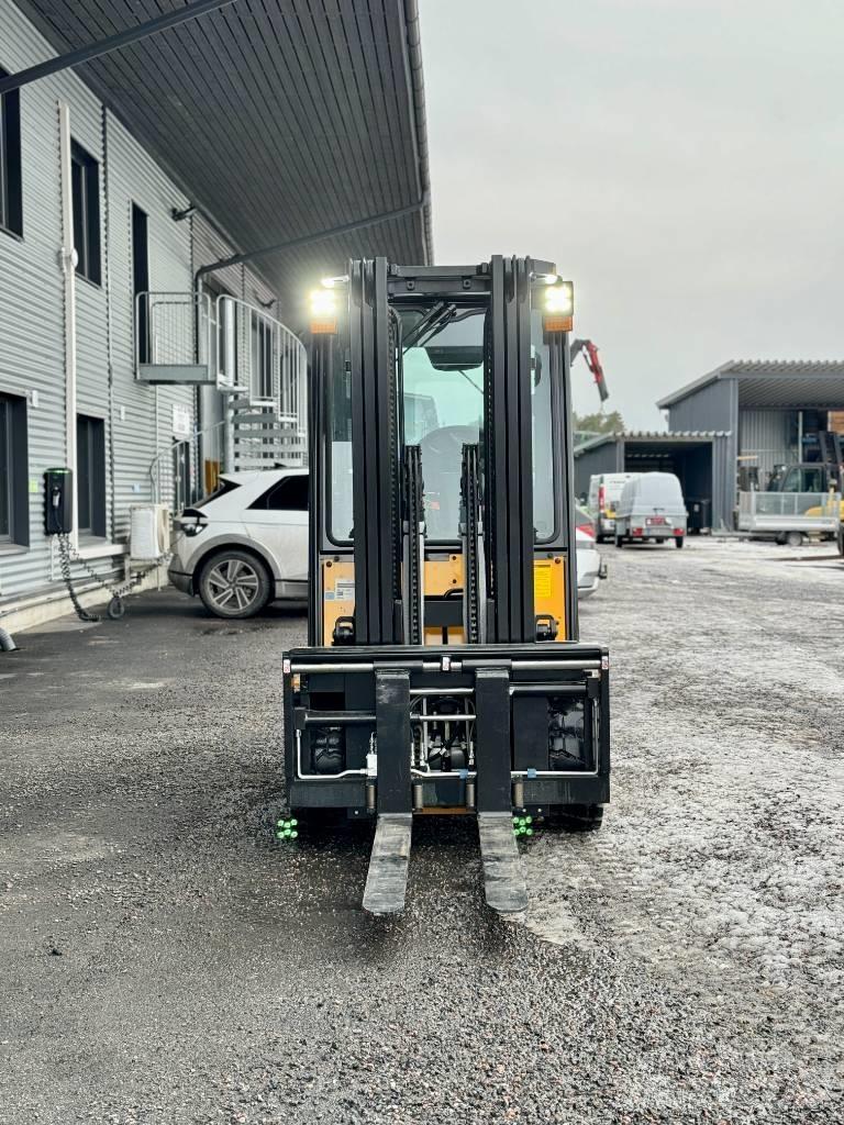 Hyundai 35B-9U Elektrikli forkliftler