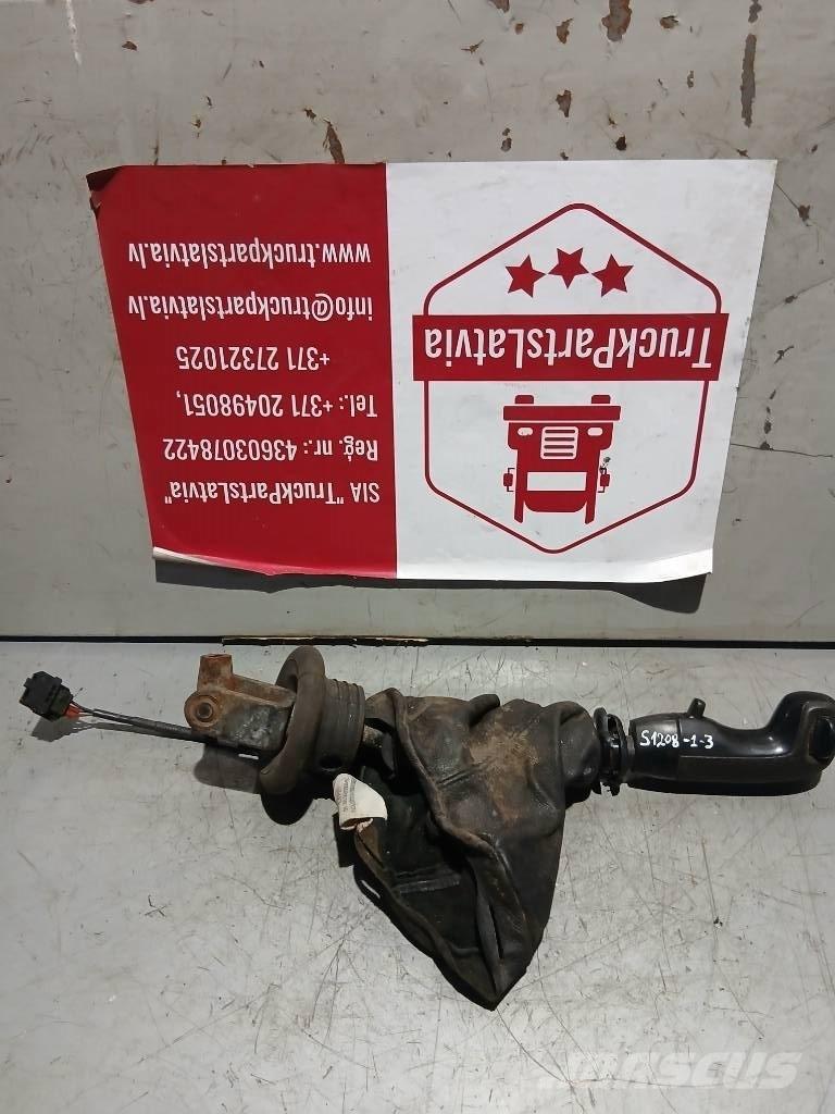 Scania P 94   1518799 Kabinler