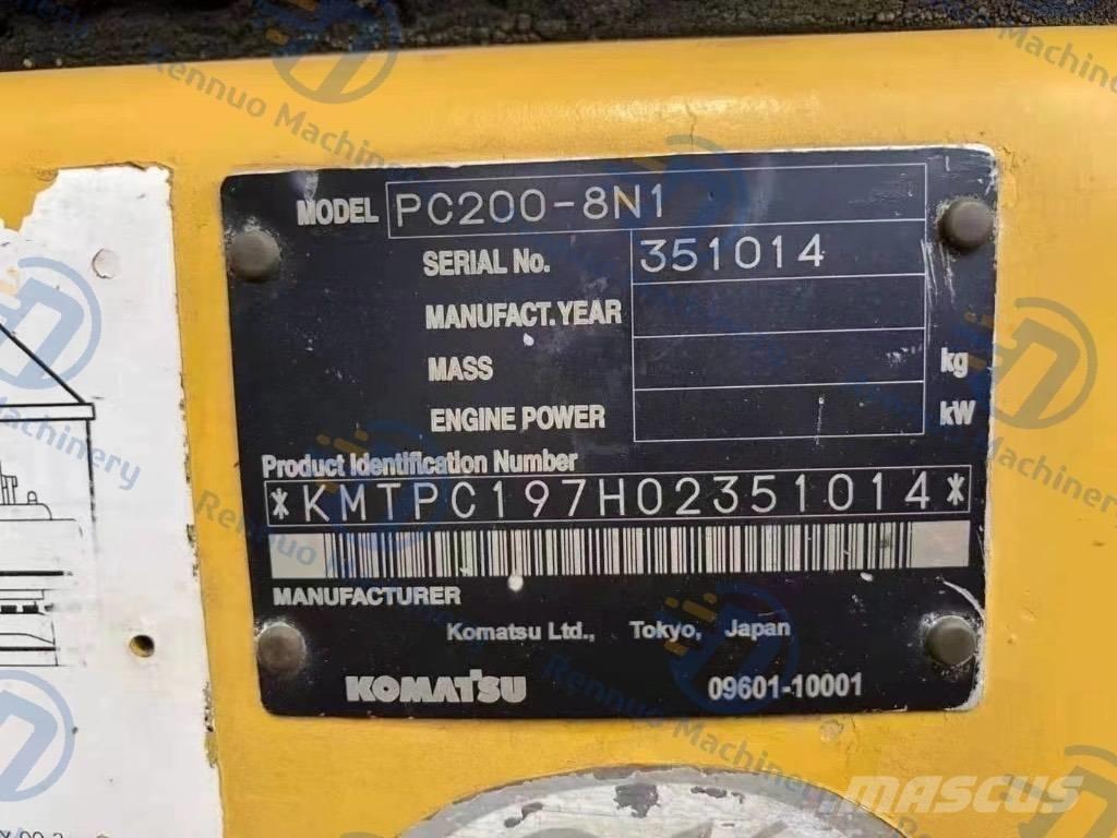 Komatsu PC 200-8N1 Paletli ekskavatörler