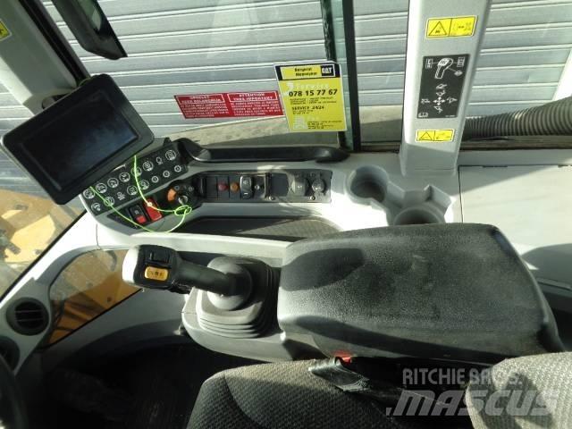 CAT 938M Tekerlekli yükleyiciler