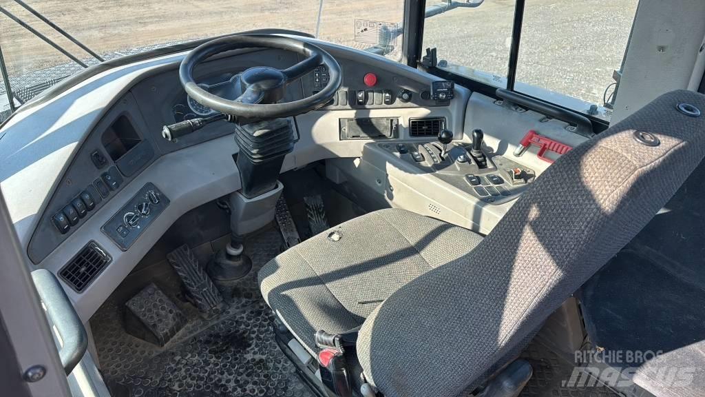 Volvo A 30 F Belden kirma kaya kamyonu