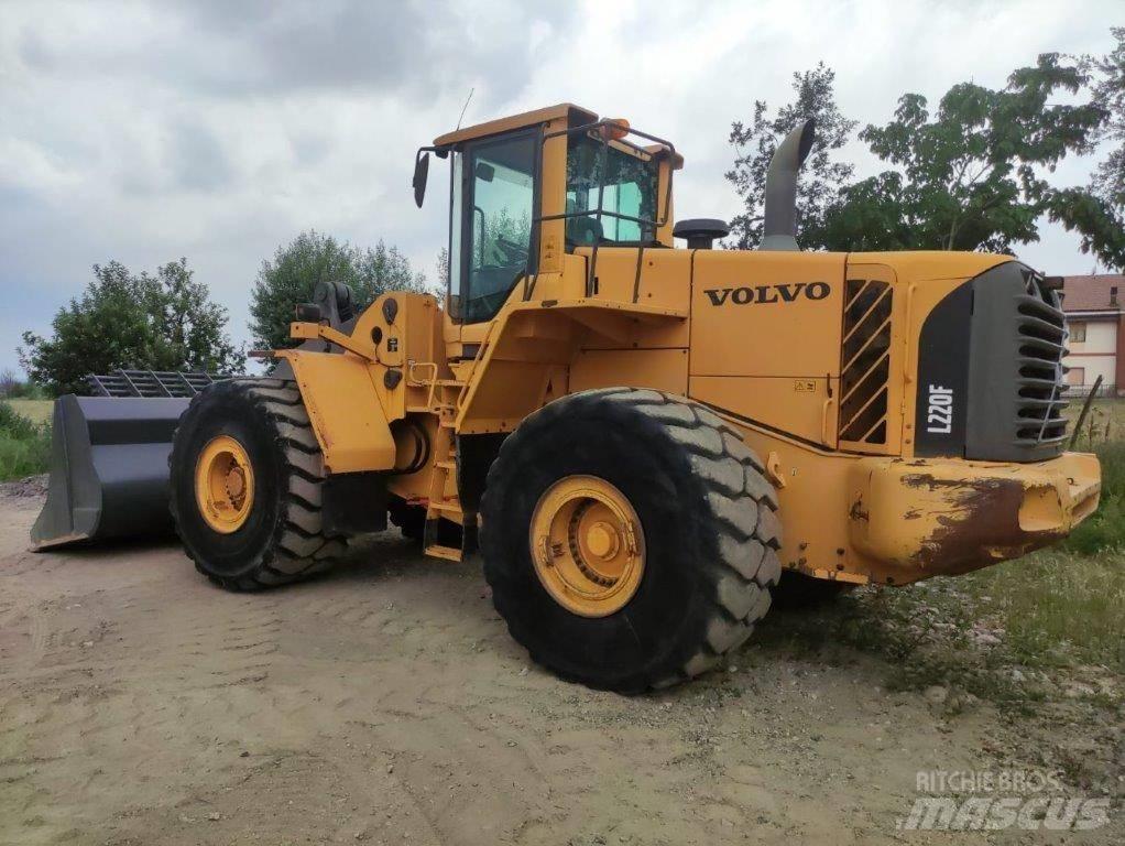 Volvo L 220 F Tekerlekli yükleyiciler