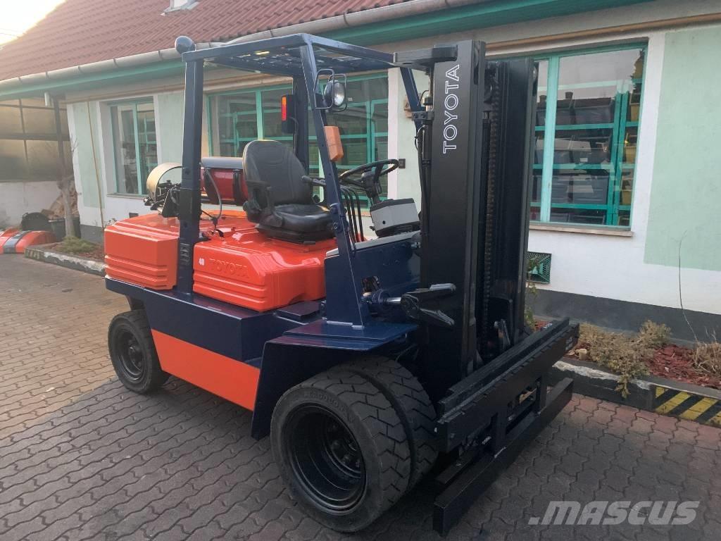 Toyota 5FG40 V-3516 LPG'li forkliftler