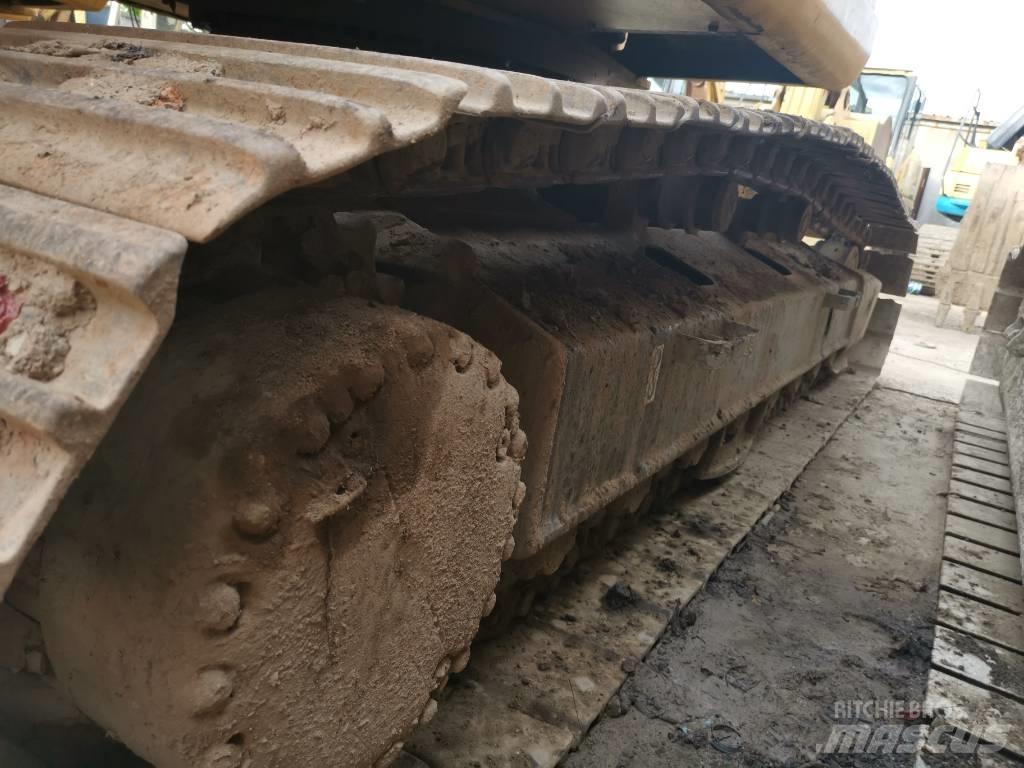 Komatsu PC 220 LC-7 Paletli ekskavatörler