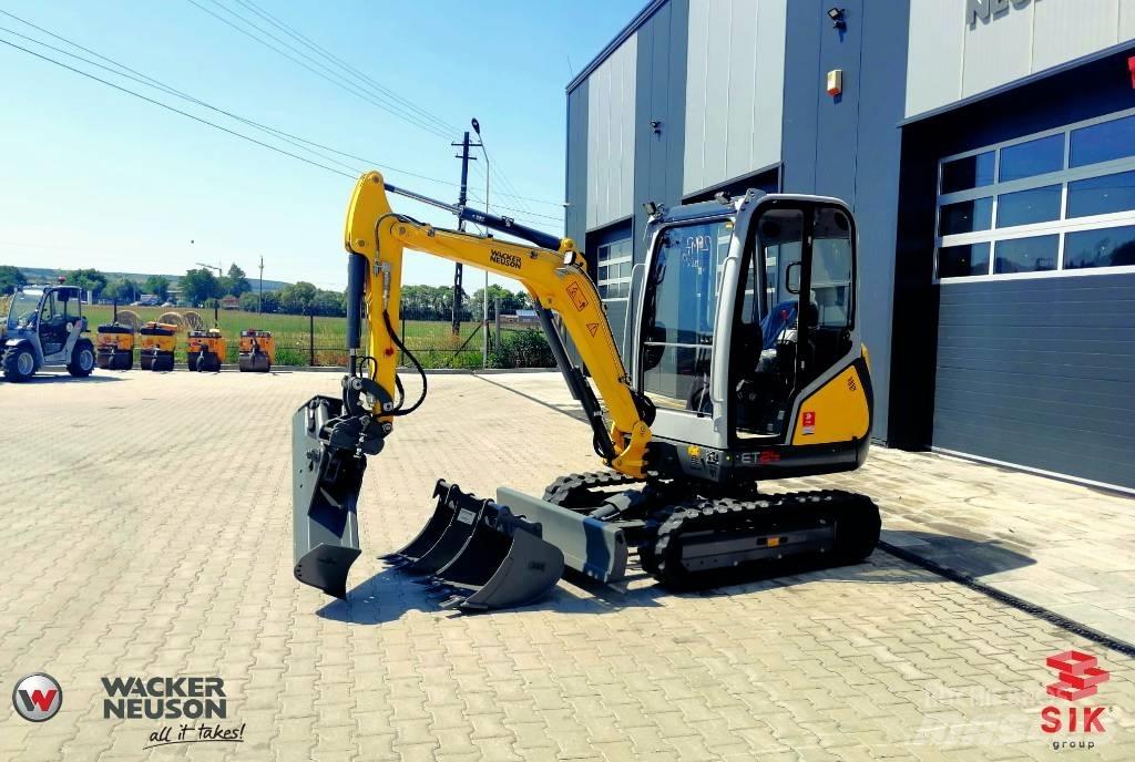 Wacker Neuson ET24 Paletli ekskavatörler