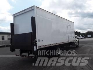 International 4300 Kapali kasa kamyonlar