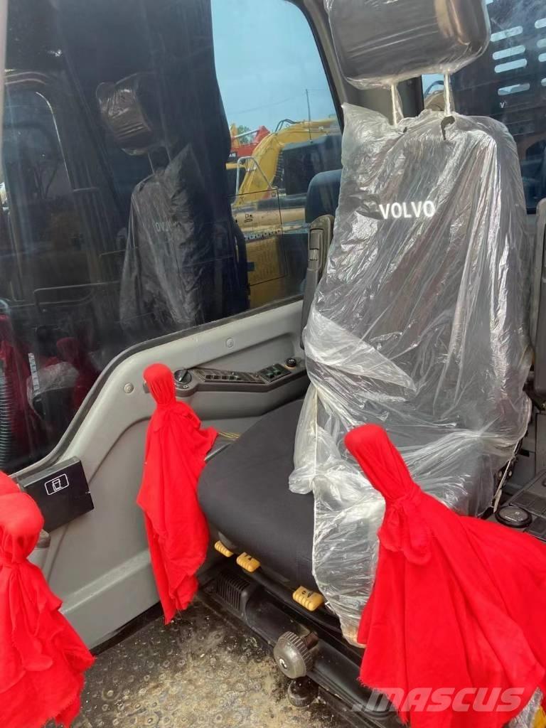 Volvo EC210D Paletli ekskavatörler