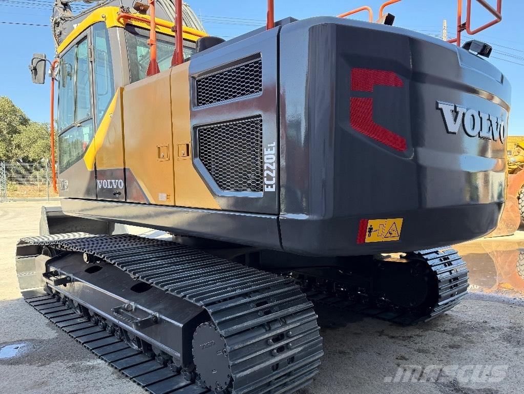 Volvo EC220E Paletli ekskavatörler