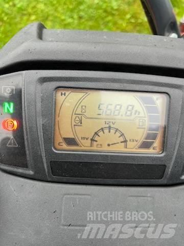 Kubota ZD 1211 Mobil çim biçme makineleri