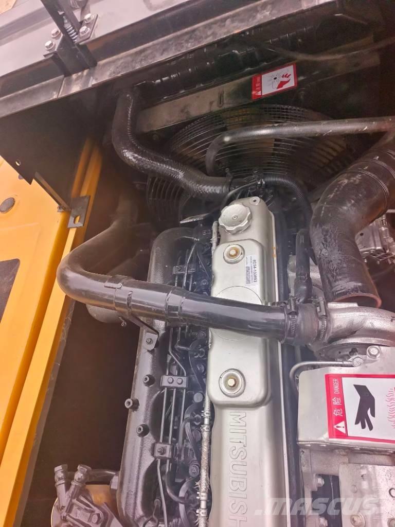 Sany SY 215 H Paletli ekskavatörler