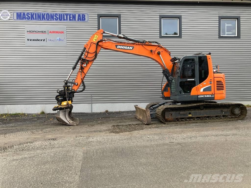Doosan DX 140 LCR Paletli ekskavatörler