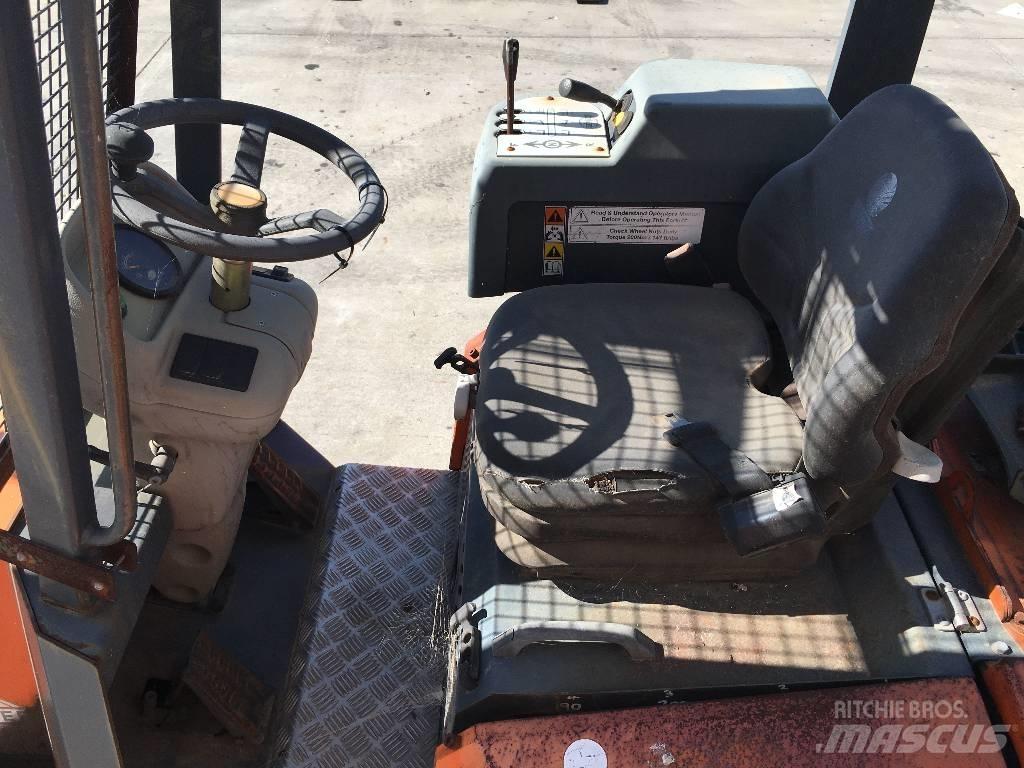 Aisle-Master 20S Dar koridor forklifti