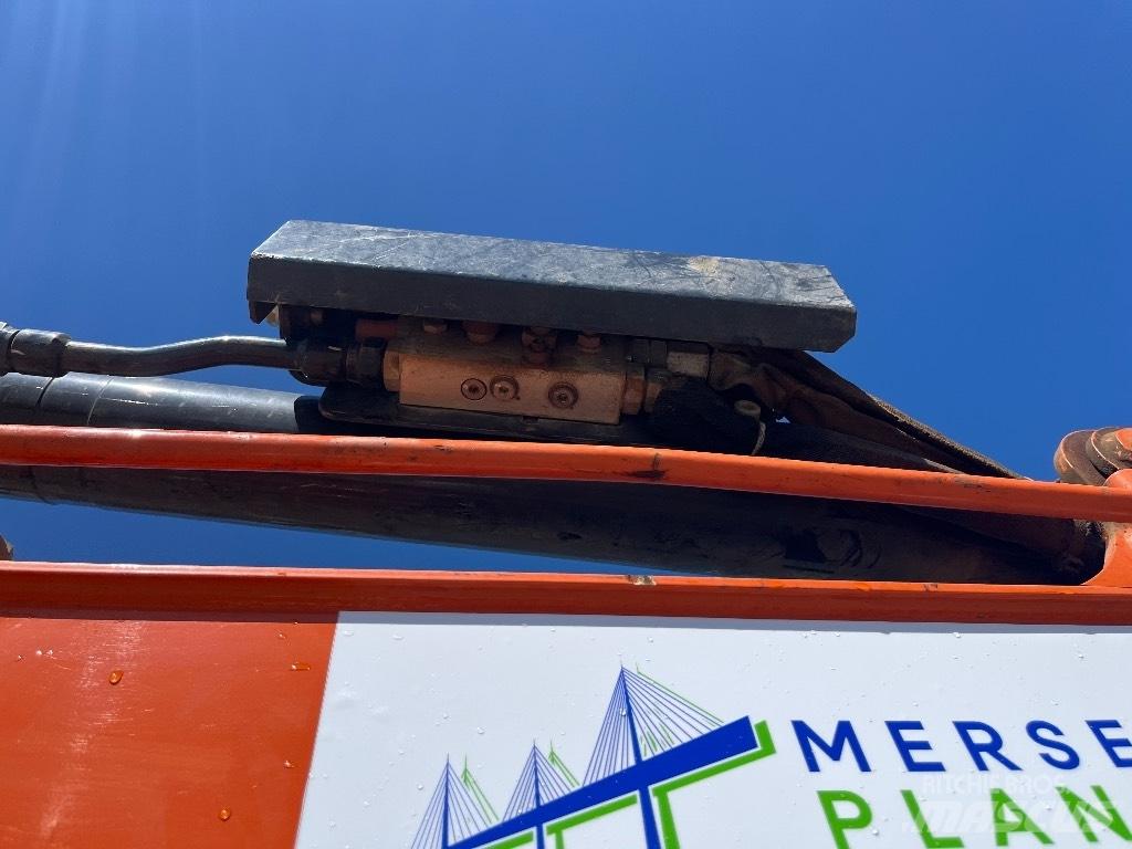 Hitachi ZX33U-6 Mini ekskavatörler, 7 tona dek