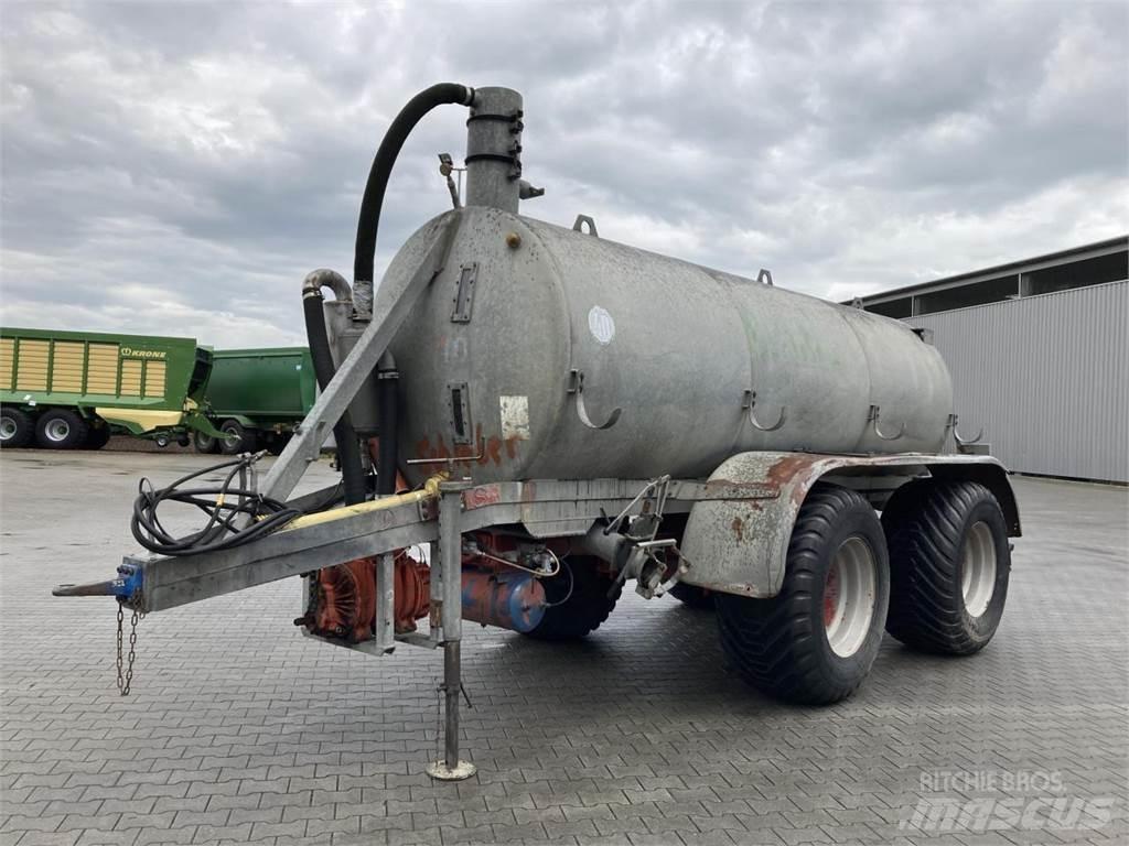 Briri VTTW 100 Sivi gübre ve ilaç tankerleri