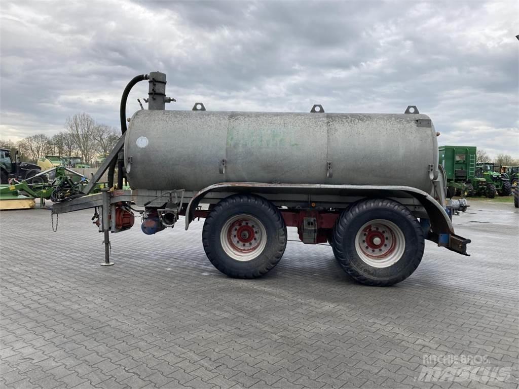 Briri VTTW 100 Sivi gübre ve ilaç tankerleri