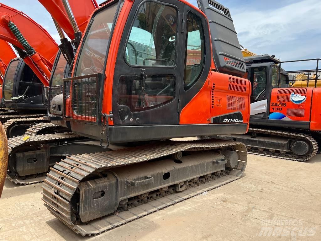 Doosan DX140 Paletli ekskavatörler