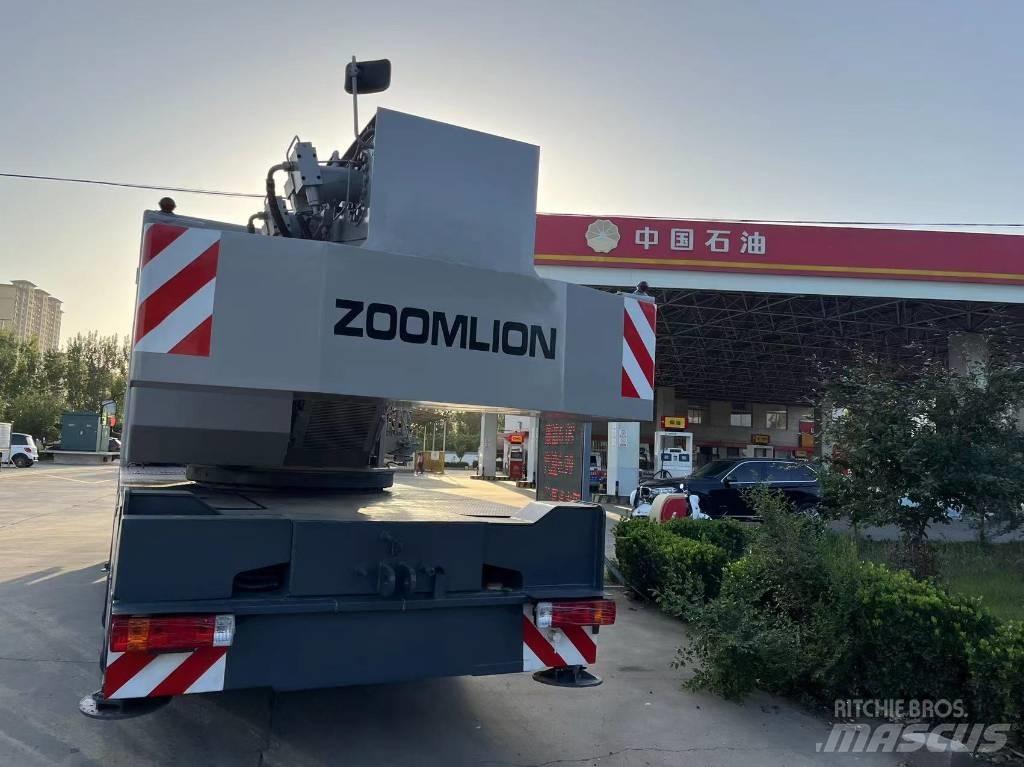 Zoomlion QY25V Yol-Arazi Tipi Vinçler (AT)