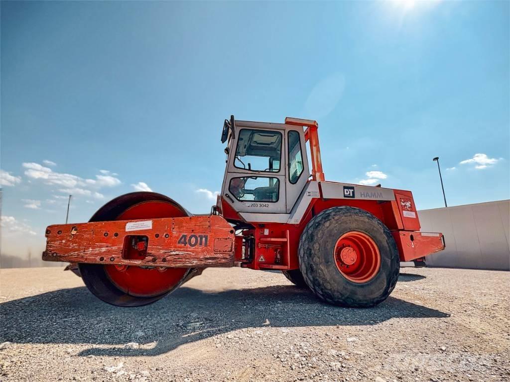 Hamm 4011 Çift tamburlu silindirler