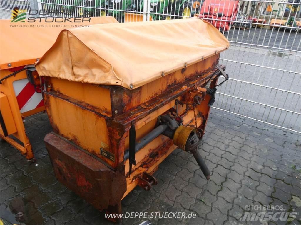 Rauch UKS 120 Kum ve tuz serpiciler