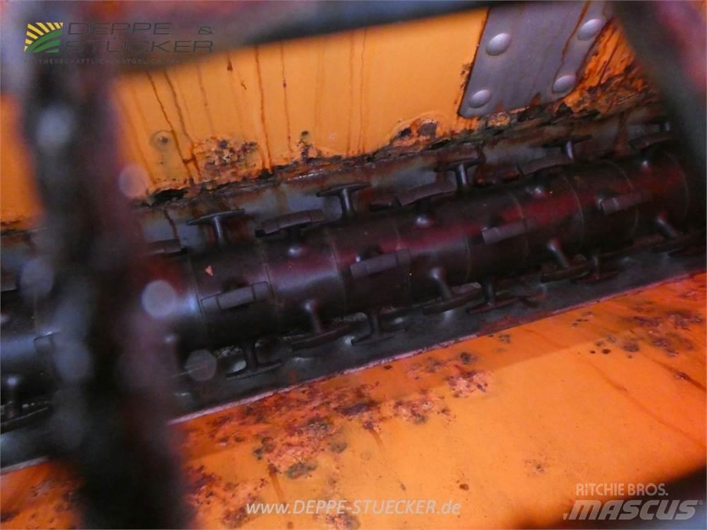 Rauch UKS 120 Kum ve tuz serpiciler
