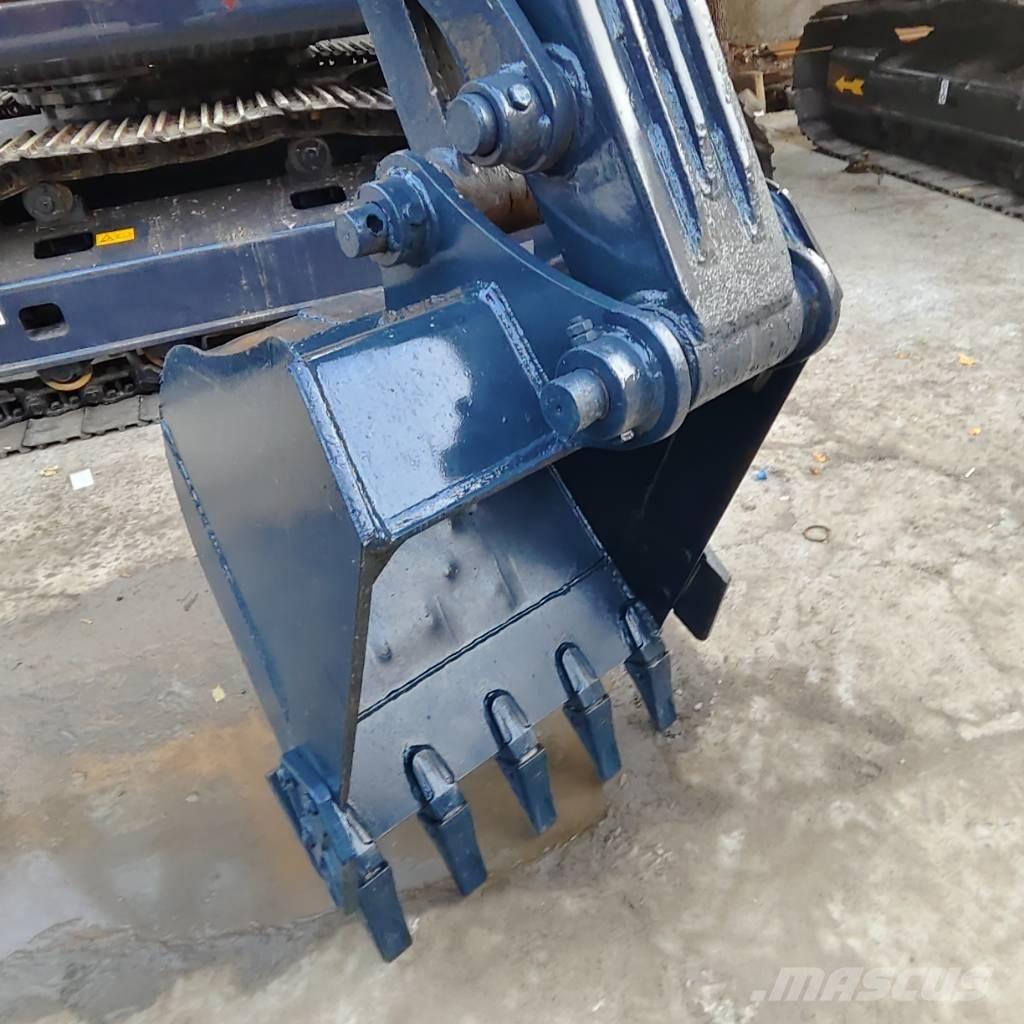 Hyundai 60 W VS Lastik tekerli ekskavatörler