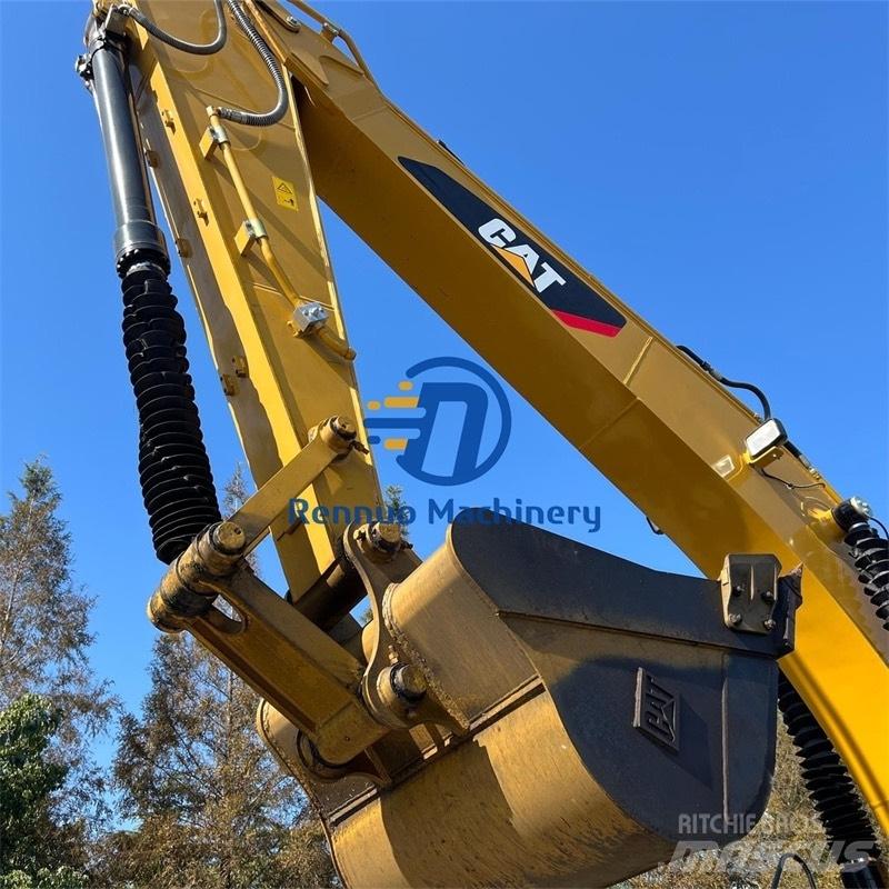 CAT 323D2 Paletli ekskavatörler
