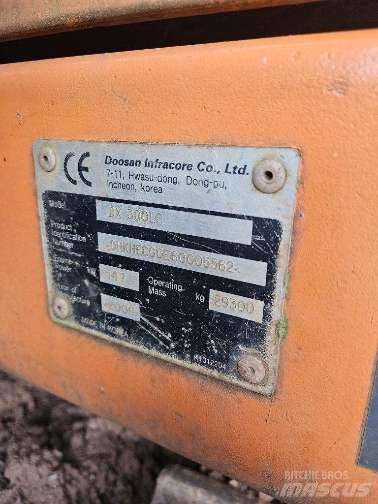 Doosan DX 300 LC-5 Paletli ekskavatörler