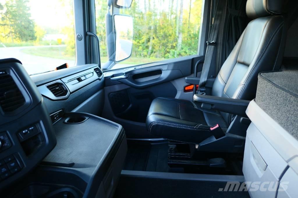 Scania R590B6x2nb Vinçli kamyonlar