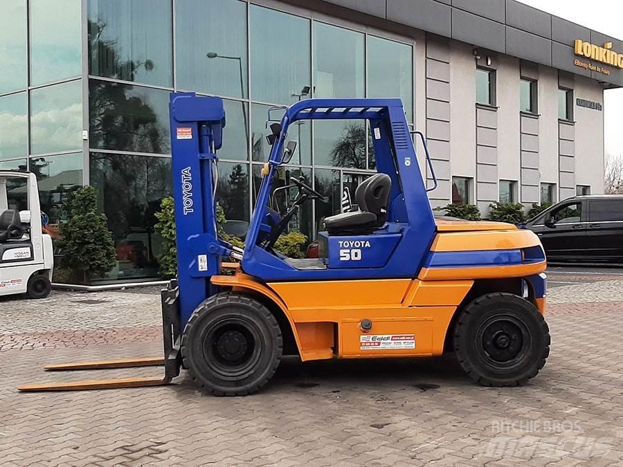Toyota 5FDF50 Dizel forkliftler