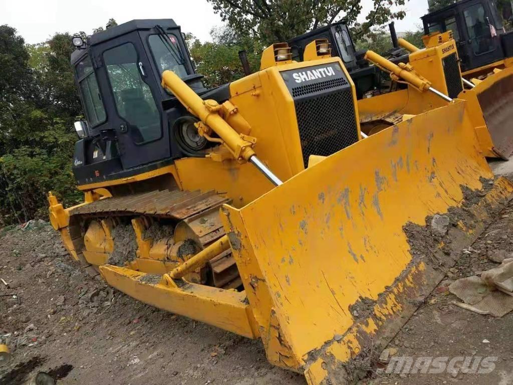Shantui SD16 Paletli dozerler