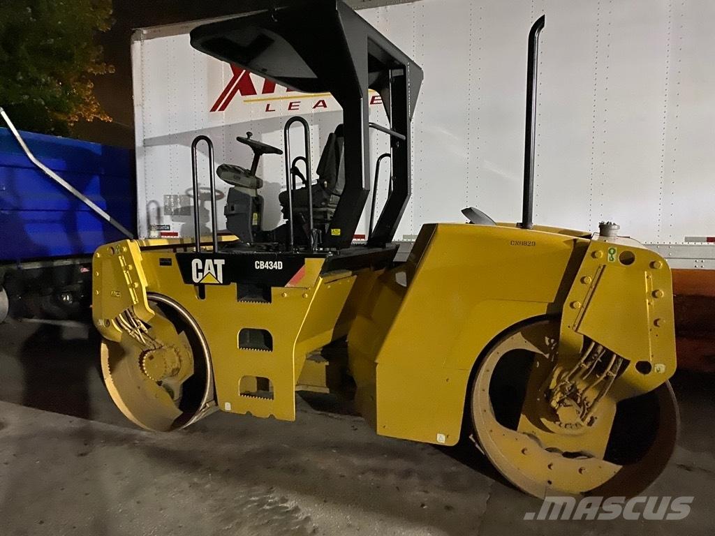 CAT CB 434 D Çift tamburlu silindirler