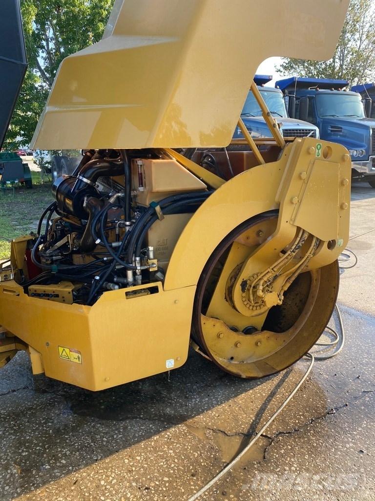 CAT CB 434 D Çift tamburlu silindirler