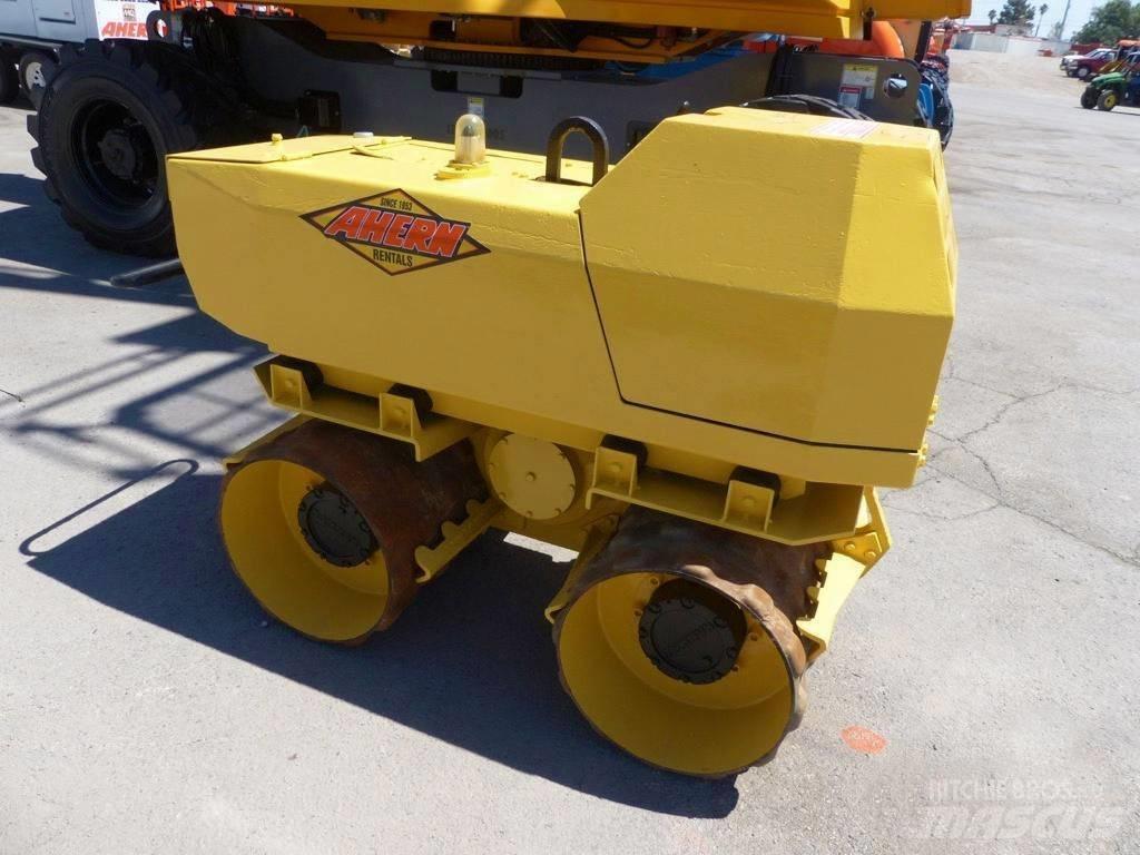 Rammax P33/24 Zemin sıkıştırma makineleri