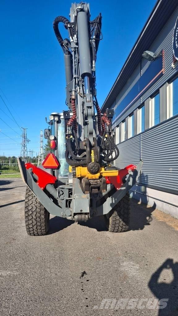 Lännen 8600 G Kazıcı yükleyiciler - beko loder